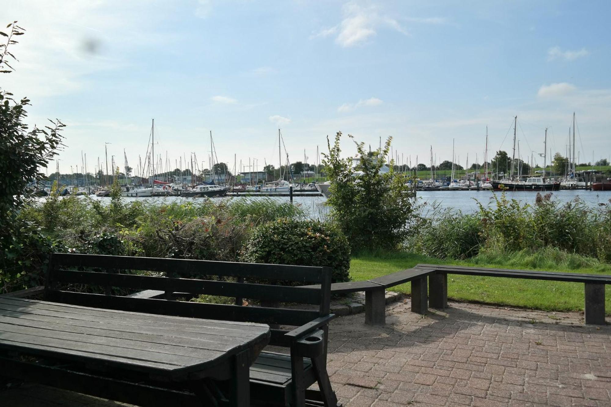 8 Pers House 'Capitein Theis' With Seaside In Front Of The Lauwersmeer Anjum Exterior photo